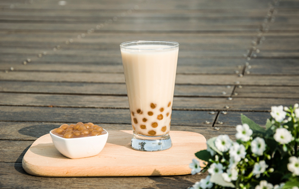 乌龙奶茶，四季皆宜的品味之选
