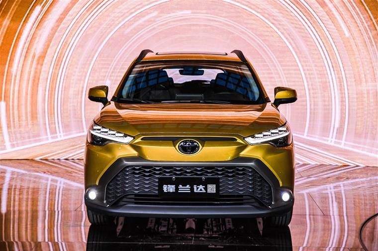 丰田大型SUV，力量与技术的完美结合