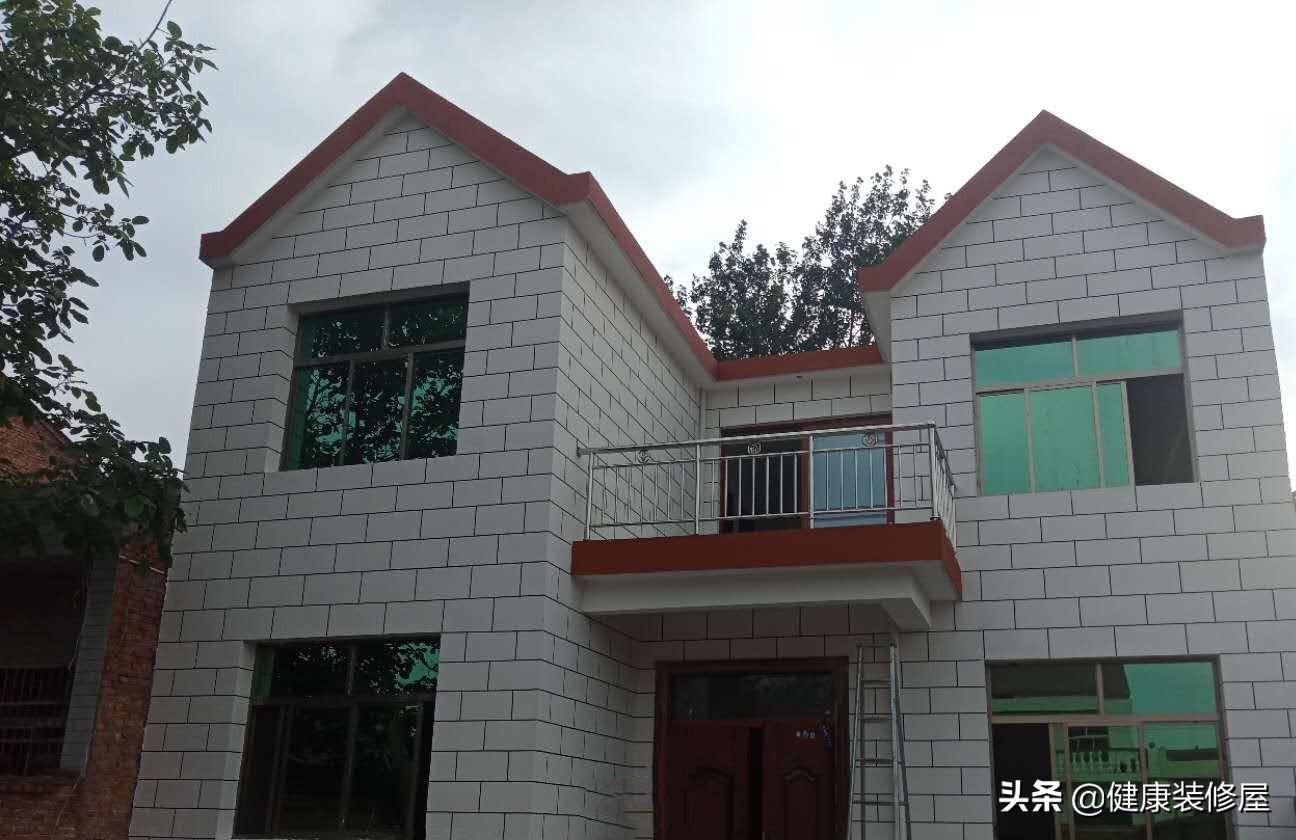 真石漆无需罩面漆是否可行？探究真石漆的特性与应用