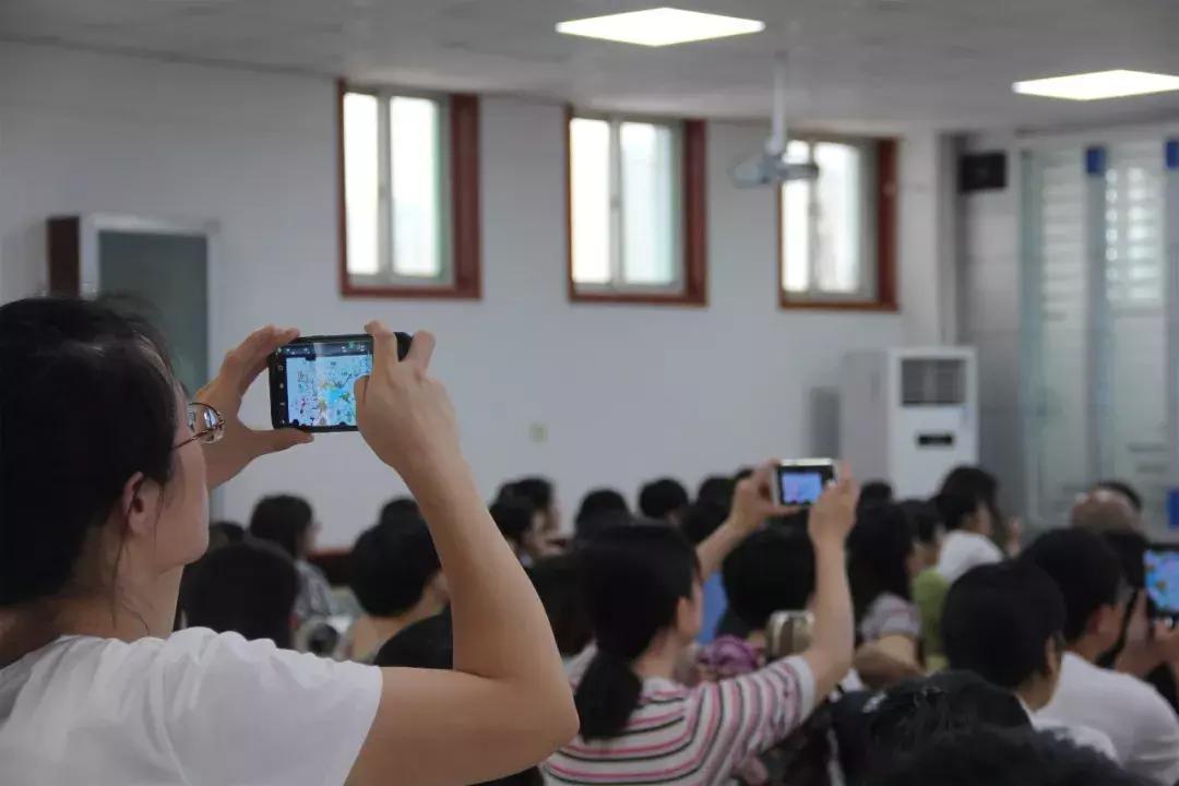 培训师的作用，引领知识与技能的变革之力