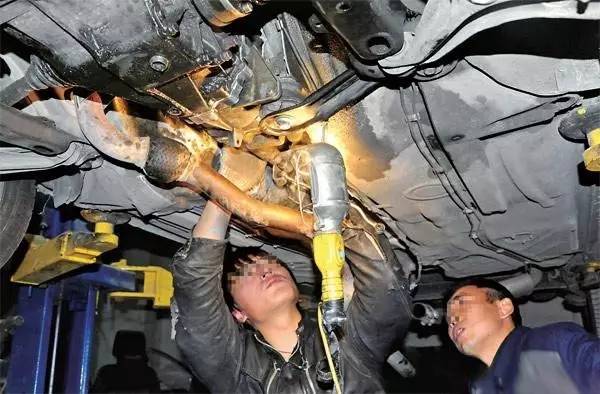 拆车件靠不靠谱？深度解析其优劣与风险
