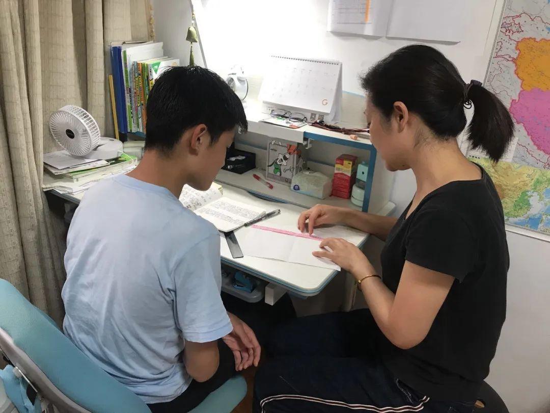 同学关系文，探索真挚友谊的纽带