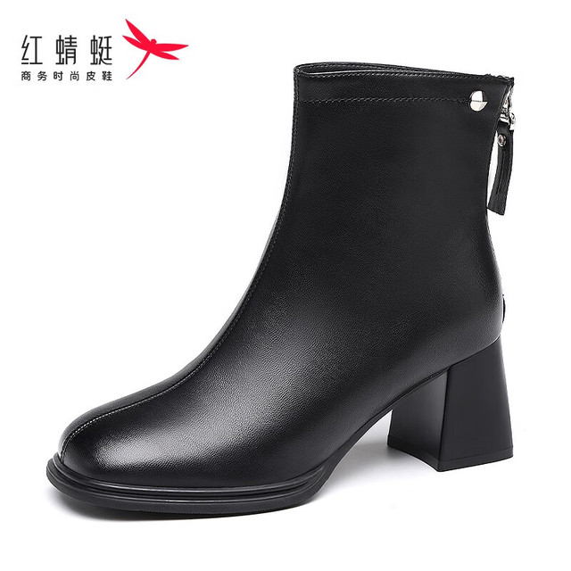 天猫红蜻蜓女皮靴，时尚与品质的完美融合