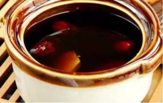 红糖水做饮料，古老与现代的完美结合