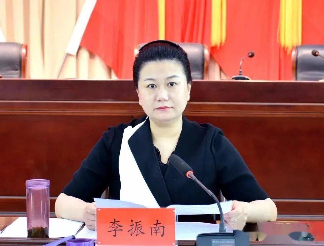 商科专业移民，探索职业与移民的交汇点