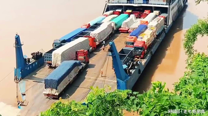 长江滚装船旅游，探索中国水陆交融的别样风情