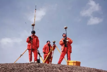 中测量局，引领中国测绘事业的先锋力量