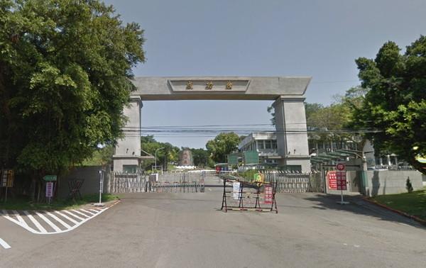 台湾军队士官待遇探析