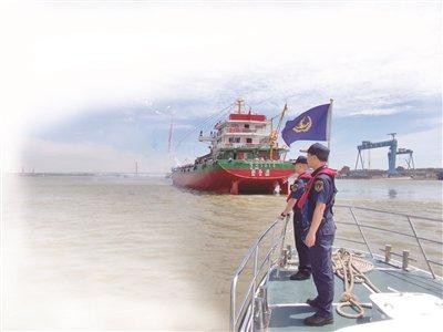 长江海事回复，守护航道安全，展现责任担当