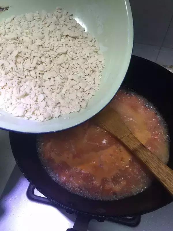 蛋花疙瘩汤，一道家常美食的魅力与故事