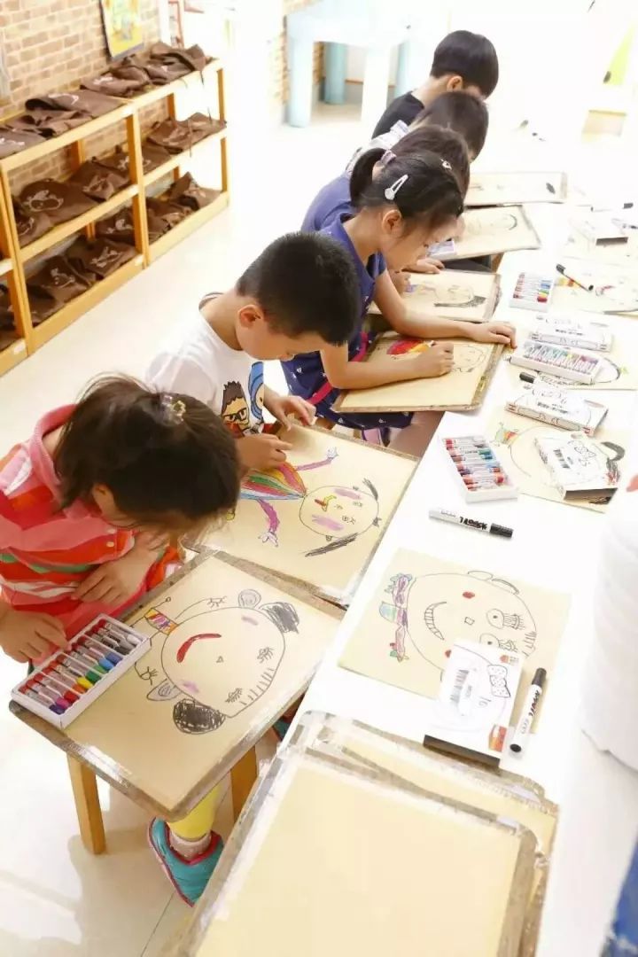幼儿园大班美术活动设计，创意无限，艺术启蒙