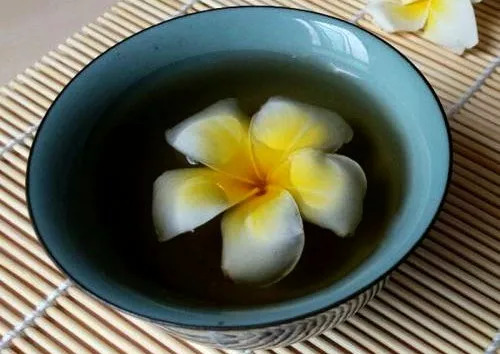 香油冲鸡蛋花的功效，古老而有效的健康良方