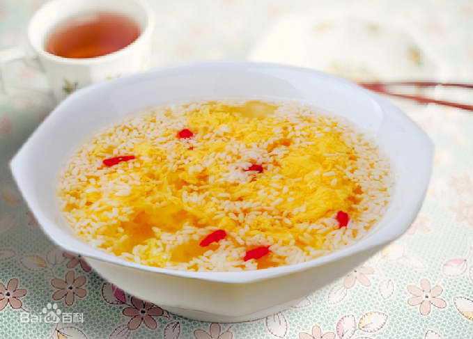 酒槽蛋花汤，传统美食的魅力与现代演绎