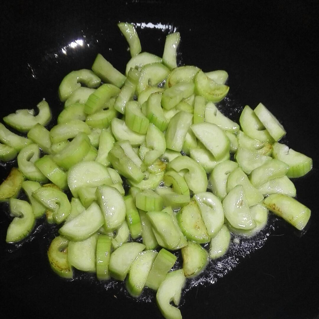 怎样做蛋花汤，一道家常美食的烹饪指南