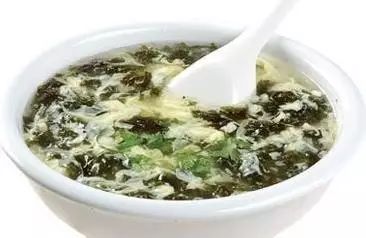 紫菜鹌鹑蛋花汤，一道美味与健康并存的汤品